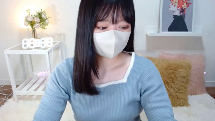 Yuix0