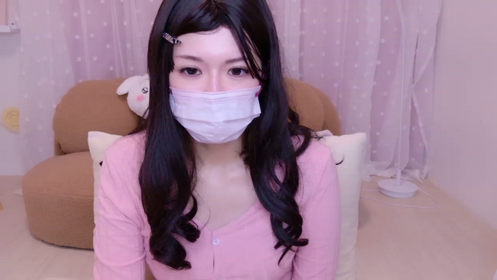 zxNAMIxz