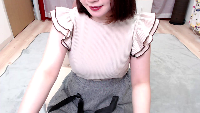 yKAEDEy7