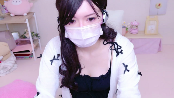 zxNAMIxz
