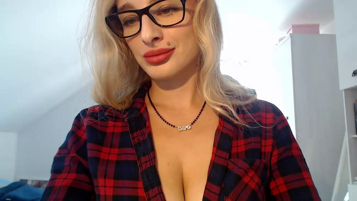 MarilynAlone
