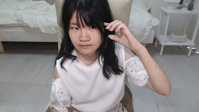 AZUKIoo0