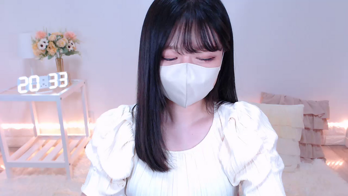 Yuix0