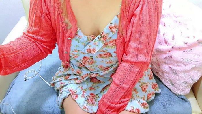 uxuHINAuxu