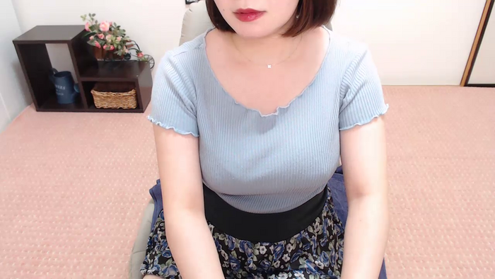 yKAEDEy7