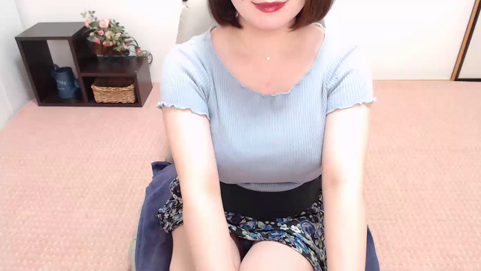 yKAEDEy7