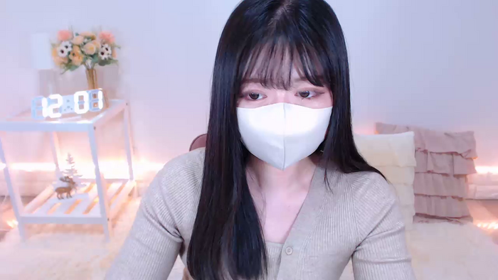 Yuix0