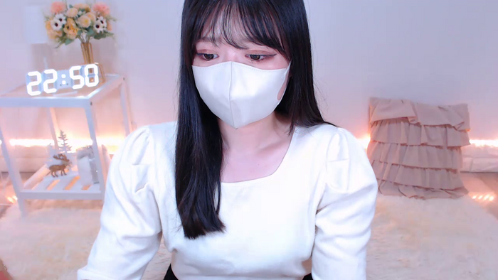Yuix0