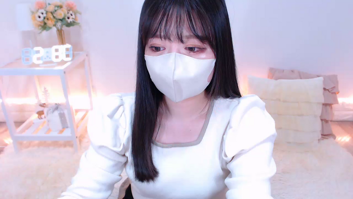 Yuix0