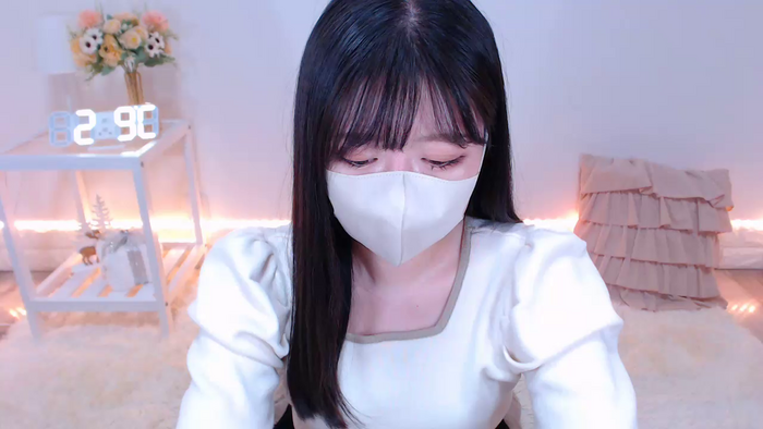 Yuix0