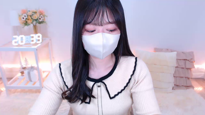 Yuix0