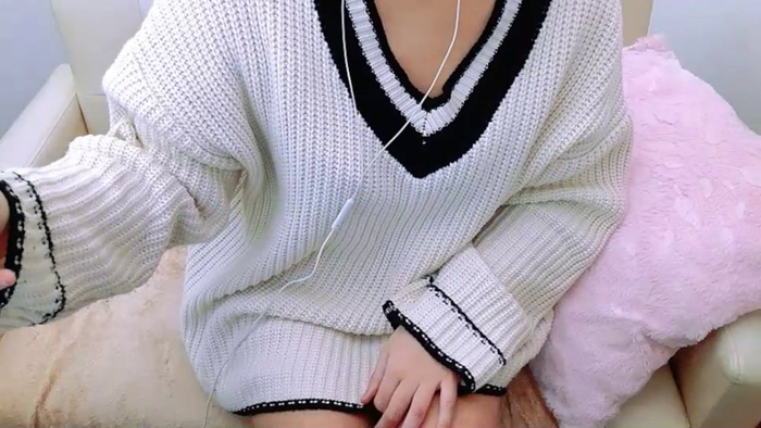uxuHINAuxu