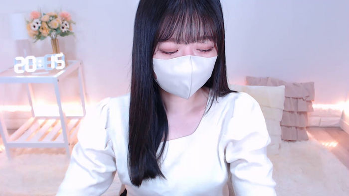 Yuix0
