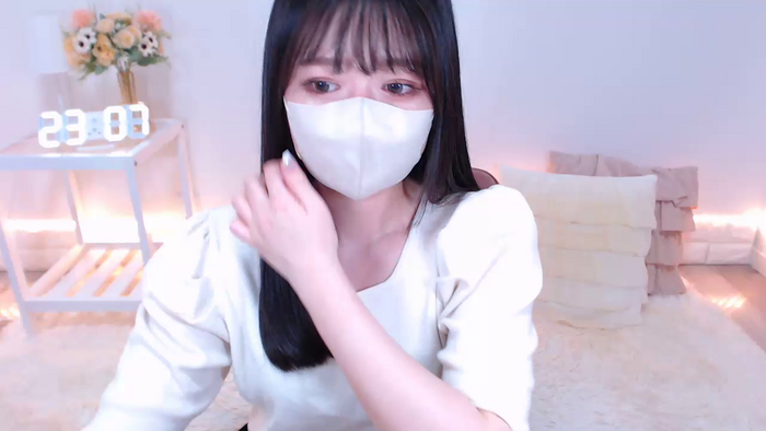 Yuix0