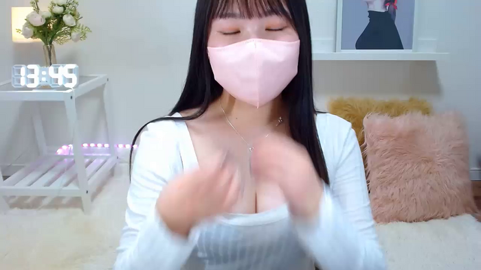 xqLUNApx0