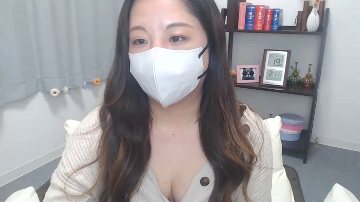 YURI3m