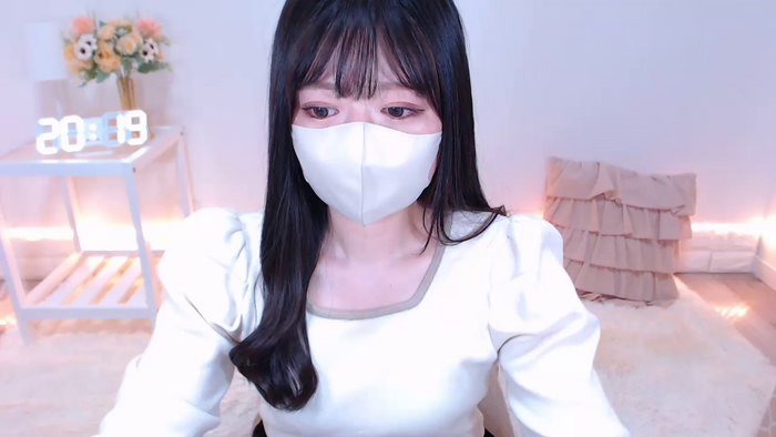 Yuix0