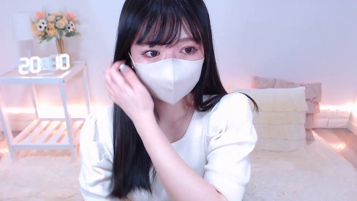 Yuix0