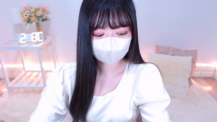 Yuix0