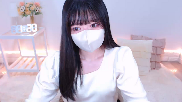Yuix0