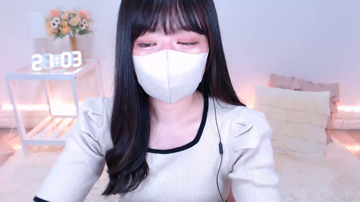 Yuix0