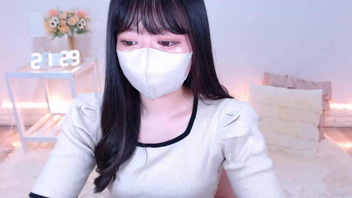 Yuix0