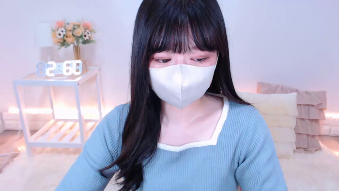 Yuix0