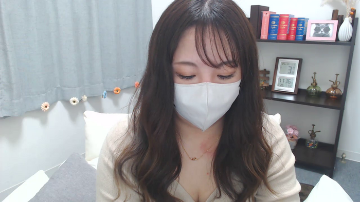 YURI3m