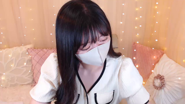 Yuix0