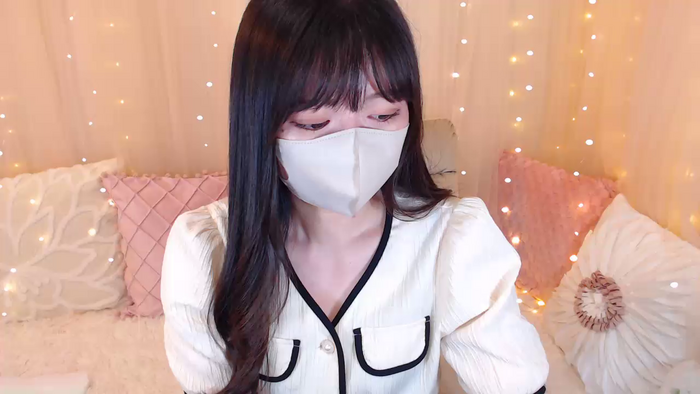 Yuix0