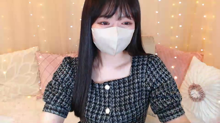 Yuix0