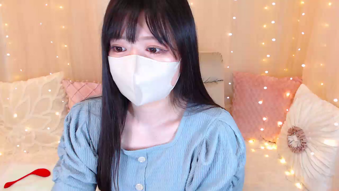 Yuix0
