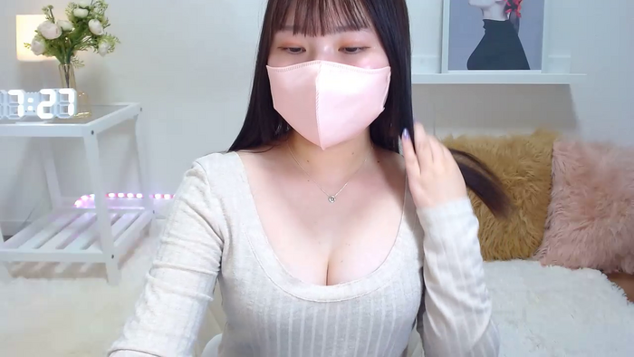 xqLUNApx0