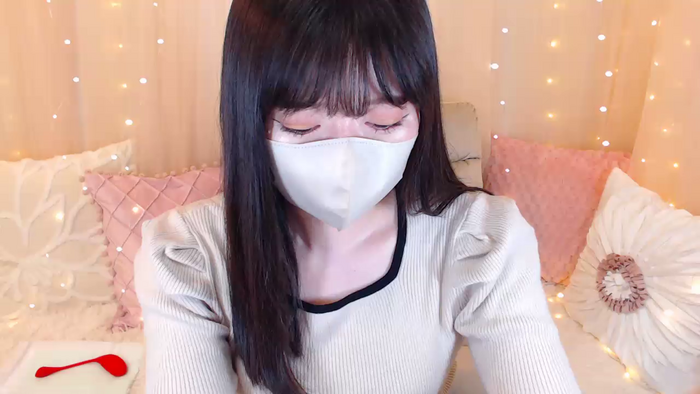 Yuix0
