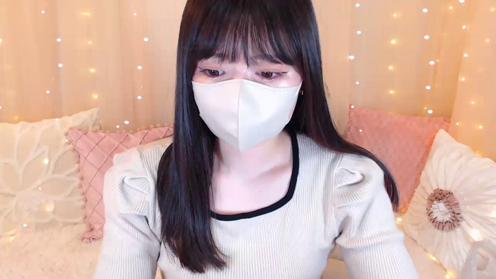 Yuix0