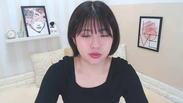 YUINAooX