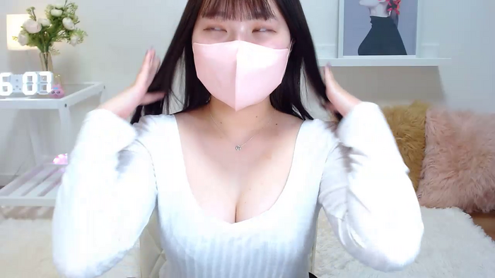 xqLUNApx0