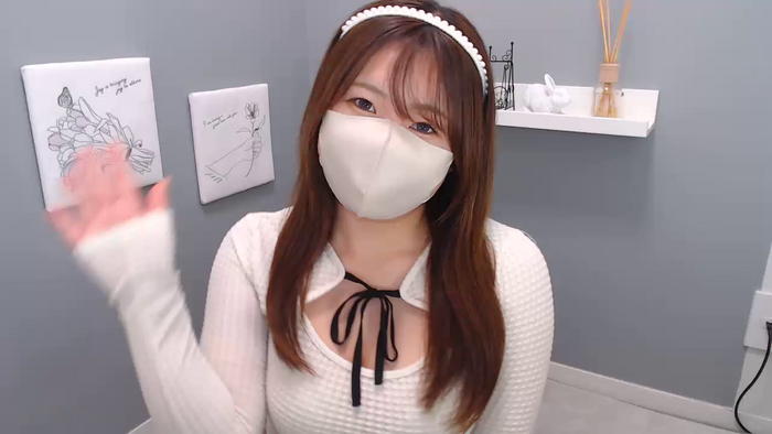 YUIssQ