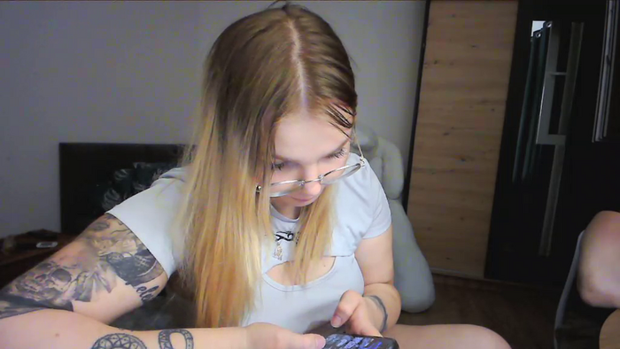 _Blondiebaby_