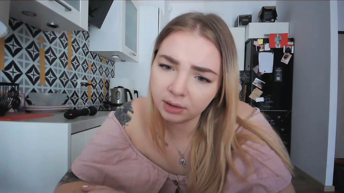 _Blondiebaby_