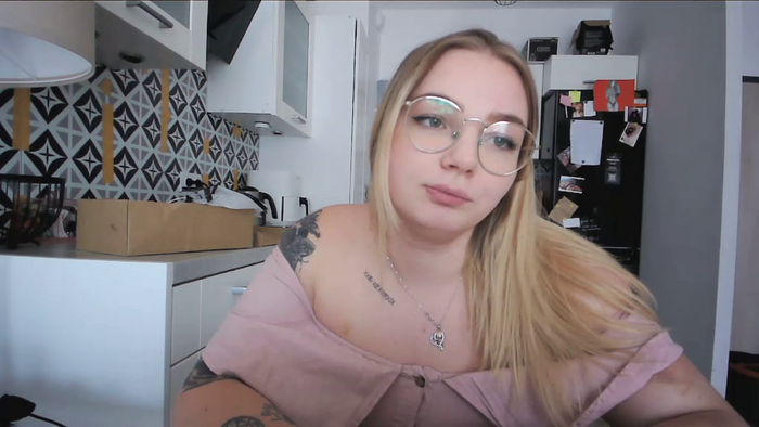 _Blondiebaby_