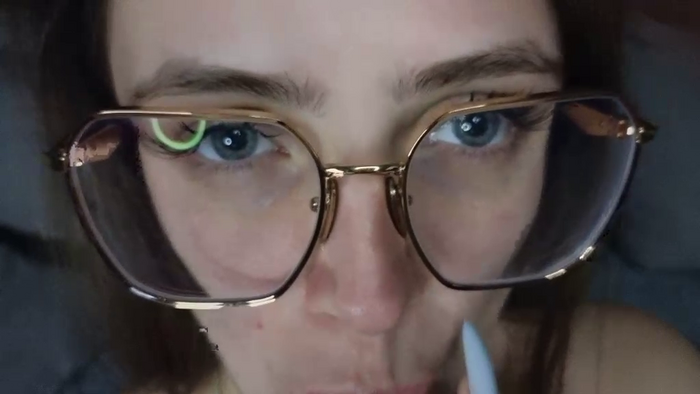 Lily24