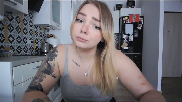 _Blondiebaby_
