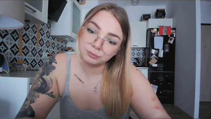 _Blondiebaby_