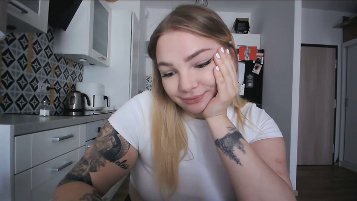 _Blondiebaby_