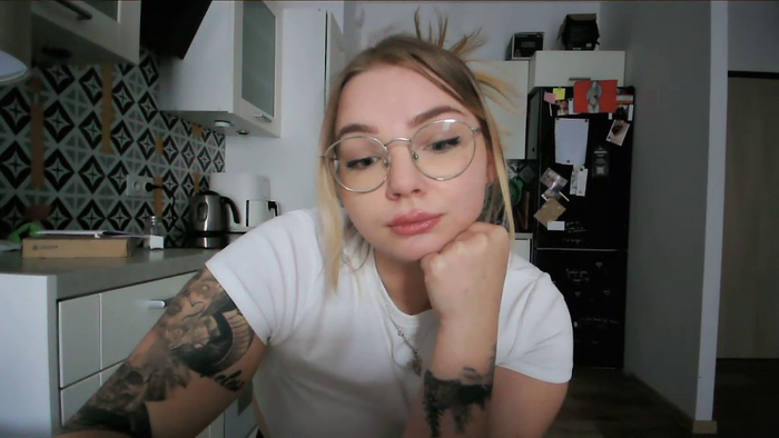 _Blondiebaby_