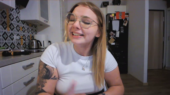 _Blondiebaby_