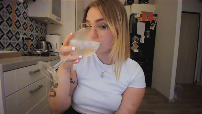 _Blondiebaby_