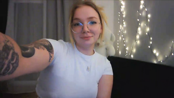 _Blondiebaby_