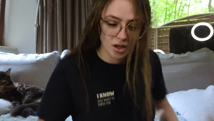 Lily24